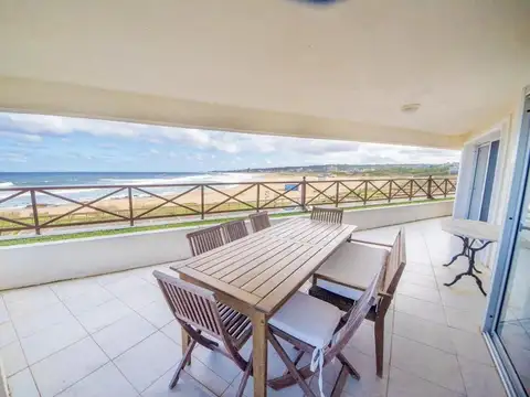 Lomas de Mantiales III, Rambla Bikini