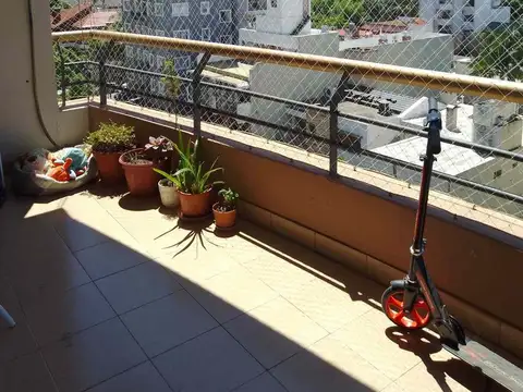 3 AMBIENTES EXCELENTE UBICACIÓN Y ESTADO