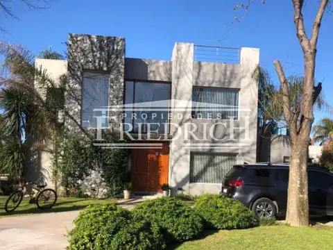 CASA EN VENTA EL NACIONAL CLUB DE CAMPO