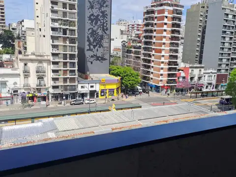 2amb con balcon frente- A Estrenar-  Vista a Av Cabildo- Luz y Silencio- Cerca Subte