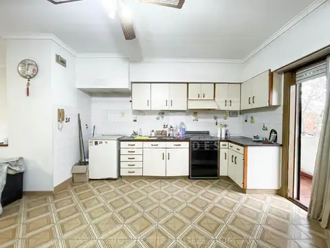 Galpon en Venta 40  mts Fondo