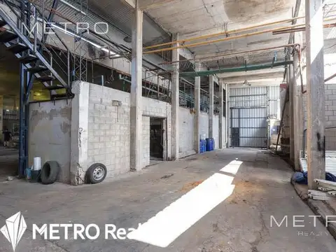 Galpon en Venta en Villa Lynch, USD 2.000.000