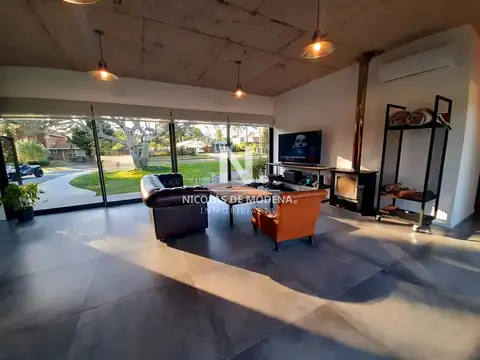 Casa en Venta en Beverly Hills, USD 550.000