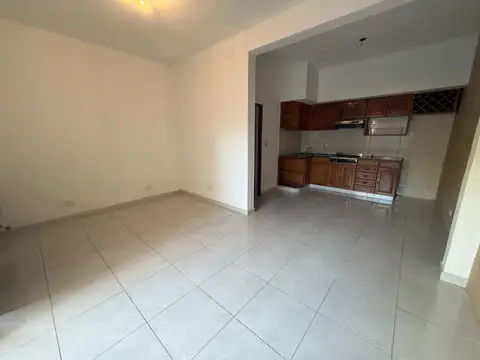 Depto Tipo Casa en Alquiler de 1 dormitorio