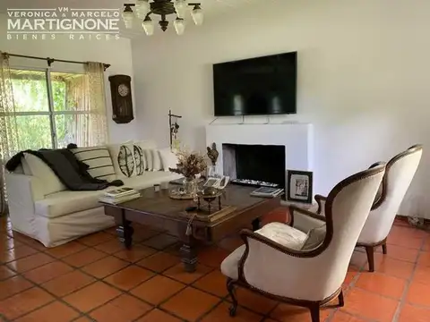 Casa 5 ambientes con 3 baños