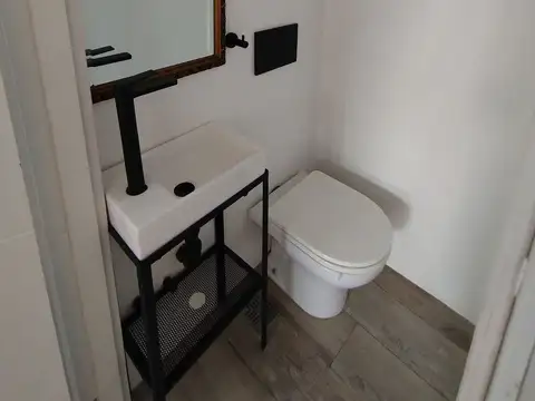 Casa 5 ambientes con 2 baños