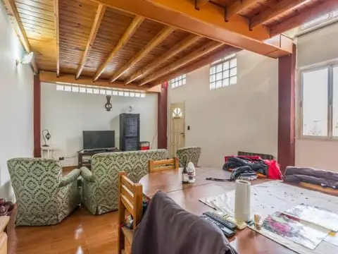 Depto Tipo Casa en Venta 50 años