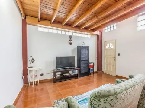 Depto Tipo Casa en Venta de 3 dormitorios
