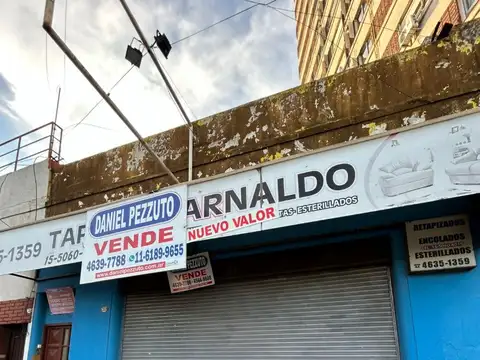 LOCAL 6x8 EN VENTA CON ESPACIO AÉREO