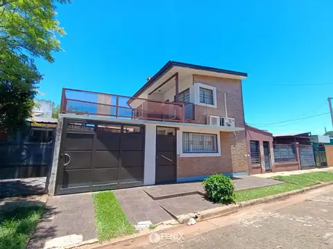 CF1348 - CASA CON PILETA Y QUINCHO - 2 DORMITORIOS - AV. JAURETCHE Y AV. 200