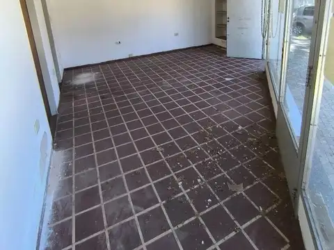 Local en Venta en Barrio España y Hospitales, USD 62.000