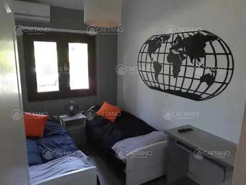 Casa en Alquiler Temporal en Playa Mansa, USD 21.600