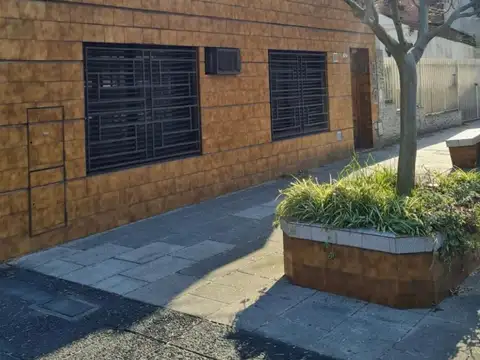 LOTE EN VENTA EN VERSALLES.