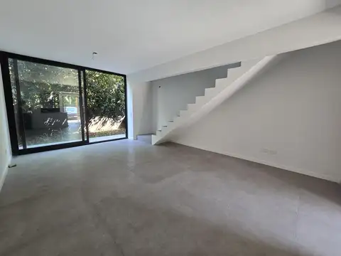 Departamento en Alquiler en Pilar, USD 750