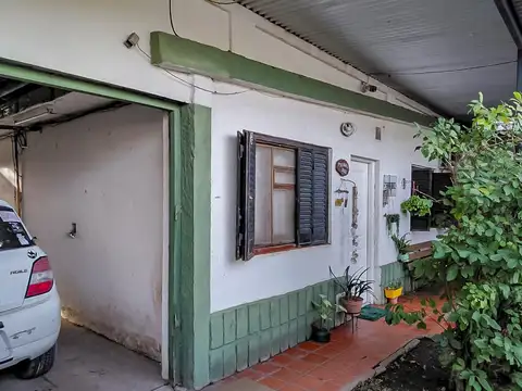 Casa 4 ambientes con 1 baño