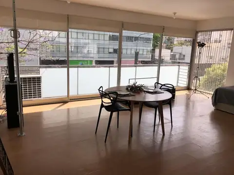 Venta  Moderno Monoambiente con Balcón en Belgrano