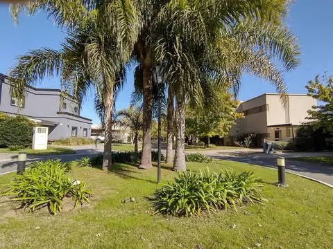 Barrio cerrado Las Orquideas, Pilar