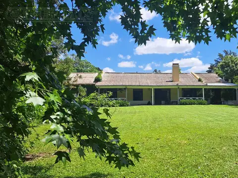 CASA QUINTA. UNA PLANTA-IMPECABLE. JARDIN ARBOLADO. PILETA-KM 38 Panam P