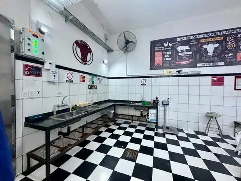 Local en Alquiler en Villa Urquiza, USD 3.500