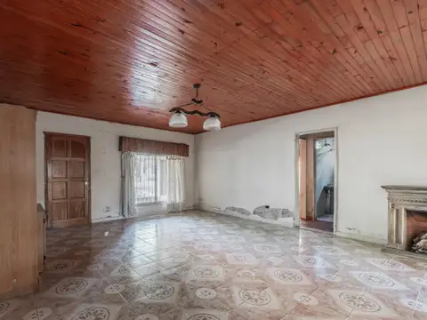 Casa 4 ambientes con 1 baño