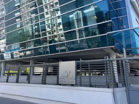 Oficina en Alquiler con 10 cocheras