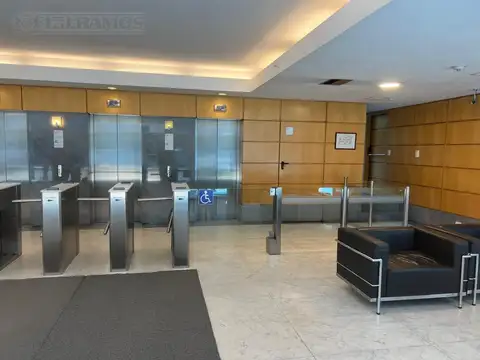 Oficina en Alquiler al Oeste