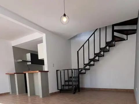 DEPARTAMENTO EN ALQUILER BERNAL