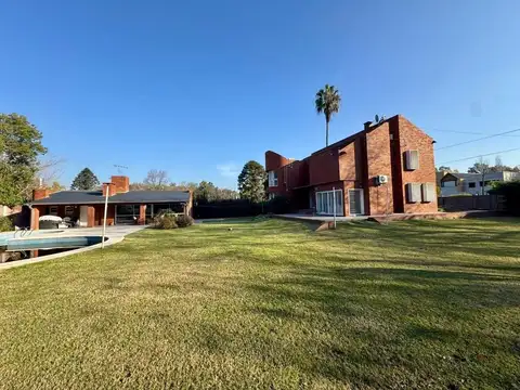 CASA QUINTA EN VENTA BARRIO LA UNION, EL TREBOL EZEIZA