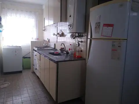 Alquiler temporada verano 3 amb a la calle con balcón