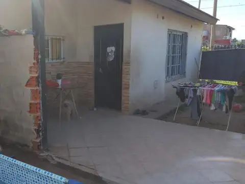 Casa de 3 ambientes en Merlo