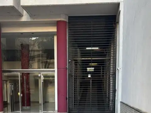 COCHERA EN ITALIA 50