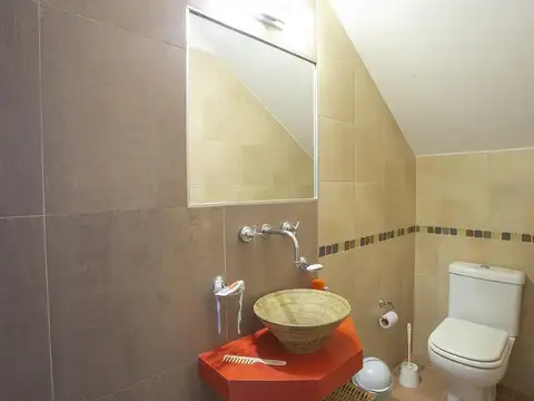 Casa 3 ambientes con 1 baño