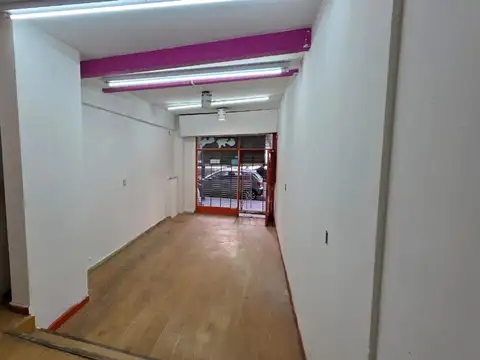 Local en Venta 30 años