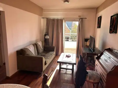 VENTA DEPTO 2 AMB CASTELAR EXCELENTE UBICACION 