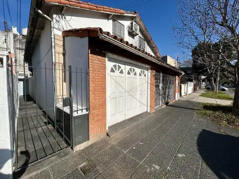 Impecable PH 3 ambientes   escritorio reciclado a nuevo en Villa Adelina
