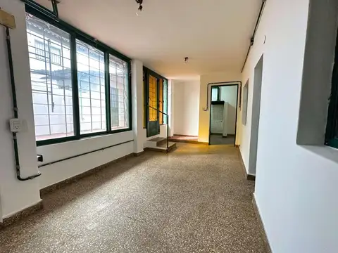 Depto Tipo Casa 4 ambientes con 1 baño