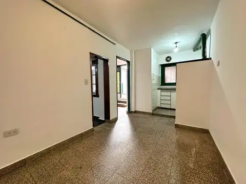 Depto Tipo Casa en Venta 40 años