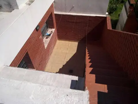 Depto Tipo Casa en Venta en Refinerias, USD 79.000