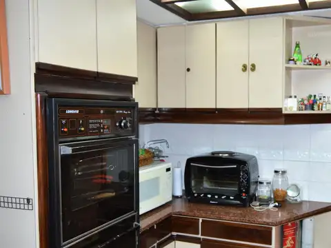 Venta-depto-4 amb.-Balcón-Jardin-Recoleta