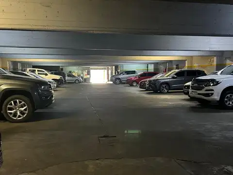 DEPOSITO CON LOCAL EN VENTA CABA