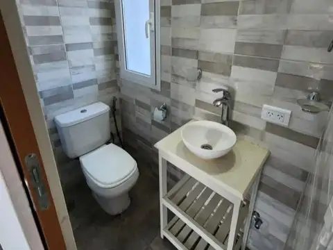 Depto Tipo Casa 2 ambientes con 1 baño
