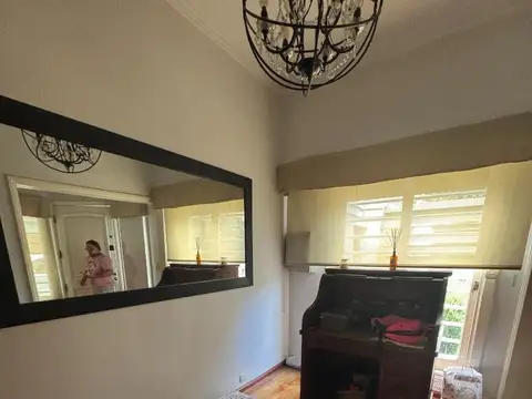 Casa 6 ambientes con 4 baños