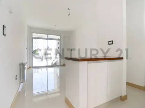 Oficina 2 ambientes con 1 baño