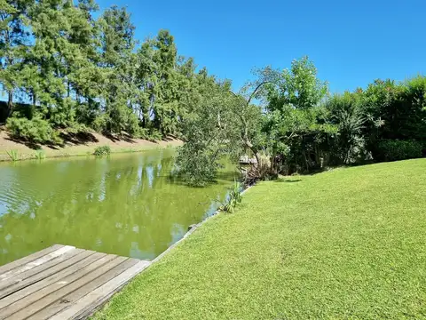 Casa en Alquiler de 4 dormitorios