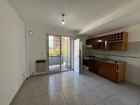 Departamento en Alquiler en Campana, $ 650.000