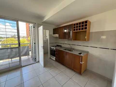 Departamento en Alquiler en Campana, $ 650.000