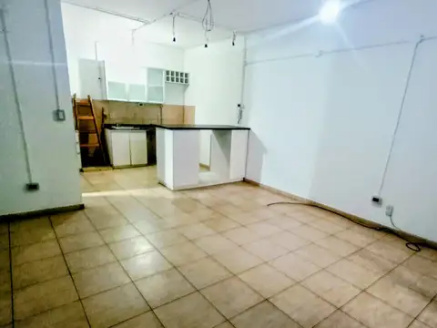 Zeballos 2900, Piso PB