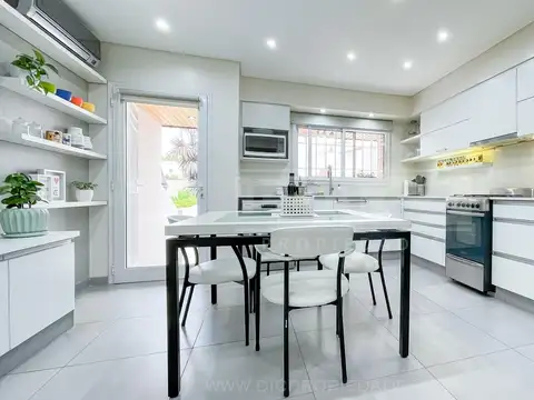 Depto Tipo Casa en Venta en Olivos Maipu/Uzal, USD 390.000