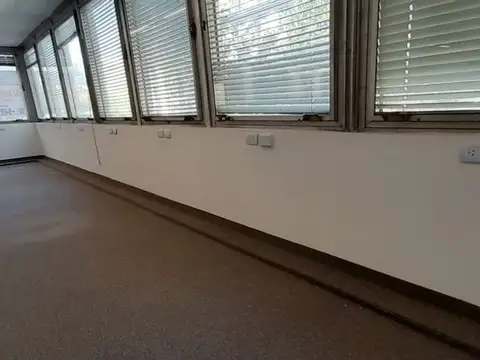 Oficina Monoambiente con 3 baños