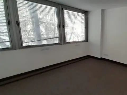 Oficina en Alquiler 55 años